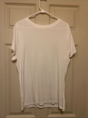 a new day White Short-Sleeve Crewneck Tee